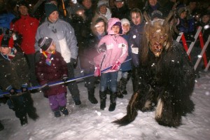 perchtenlauf-2010-63  